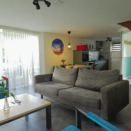 Pet-friendly Coastal Retreat In בית נופש *