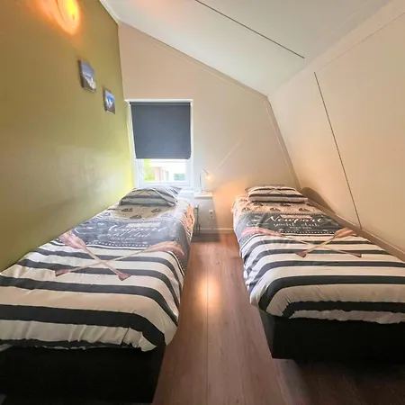 Pet-friendly Coastal Retreat In