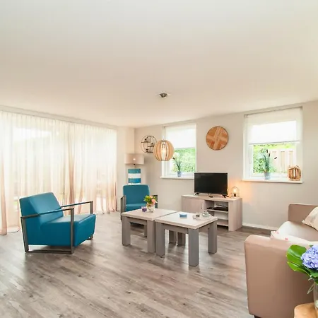 בית נופש Pet-friendly Coastal Retreat In